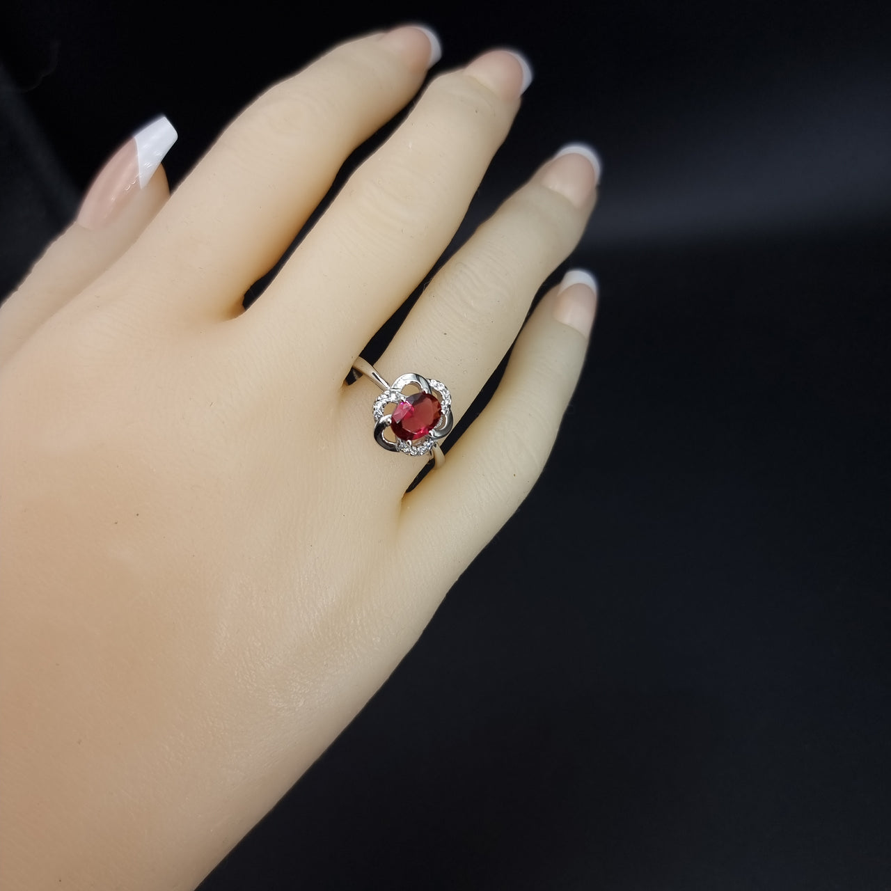 Red zircon stone flower ring