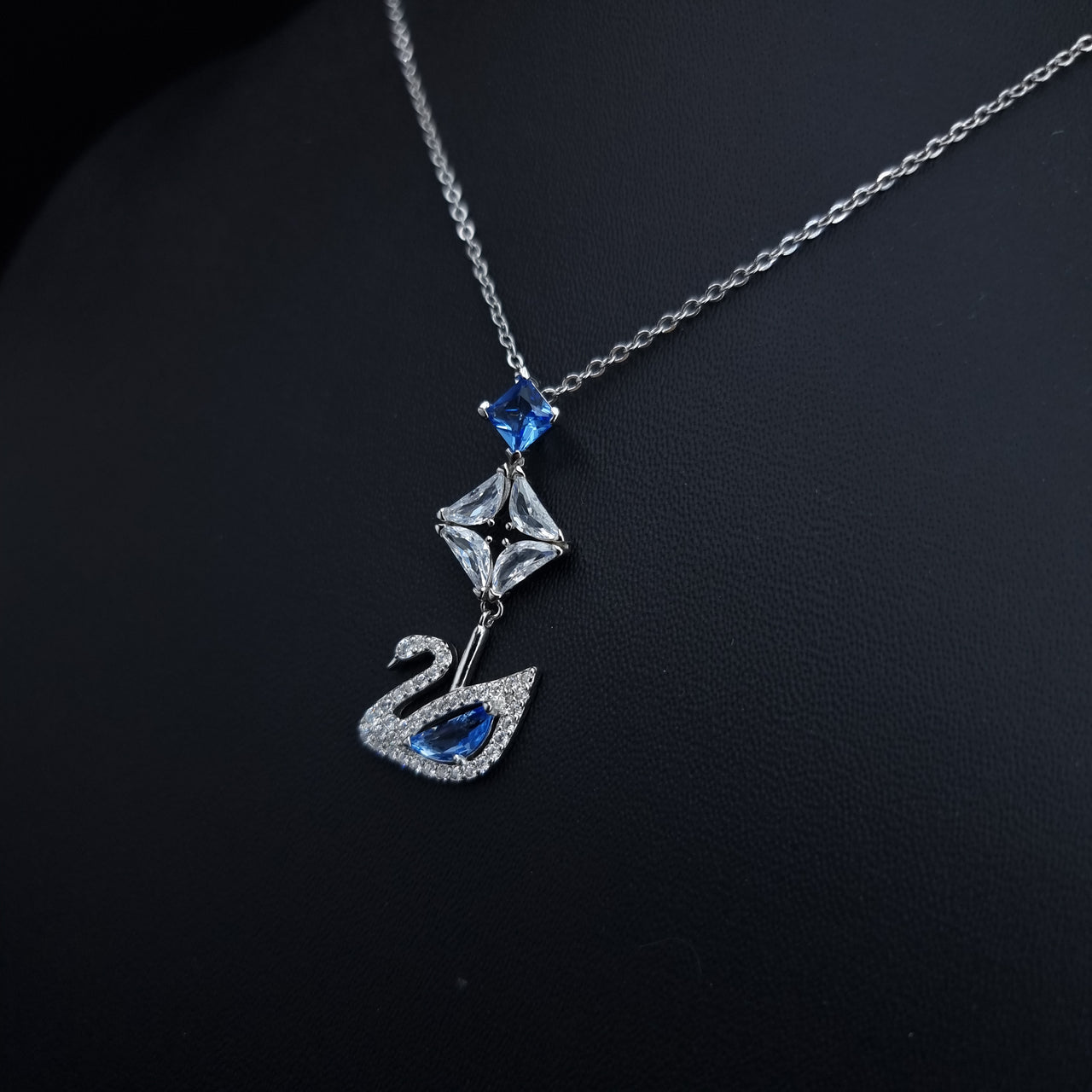 Swan Blue Stones Necklace