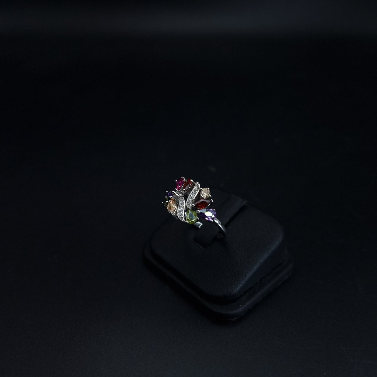 Colored Zircon Stones Ring 0170