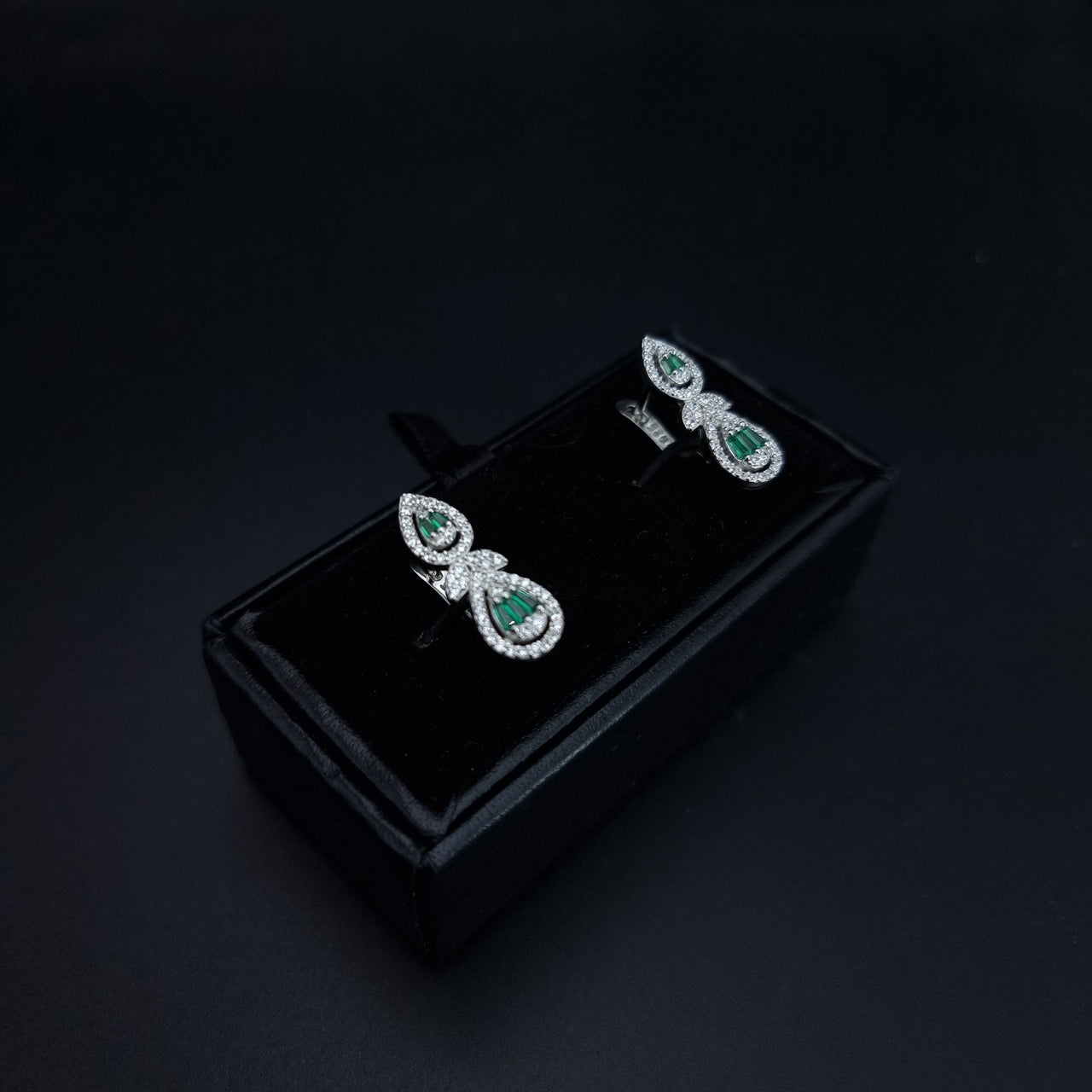 Green Stones Luxury Set