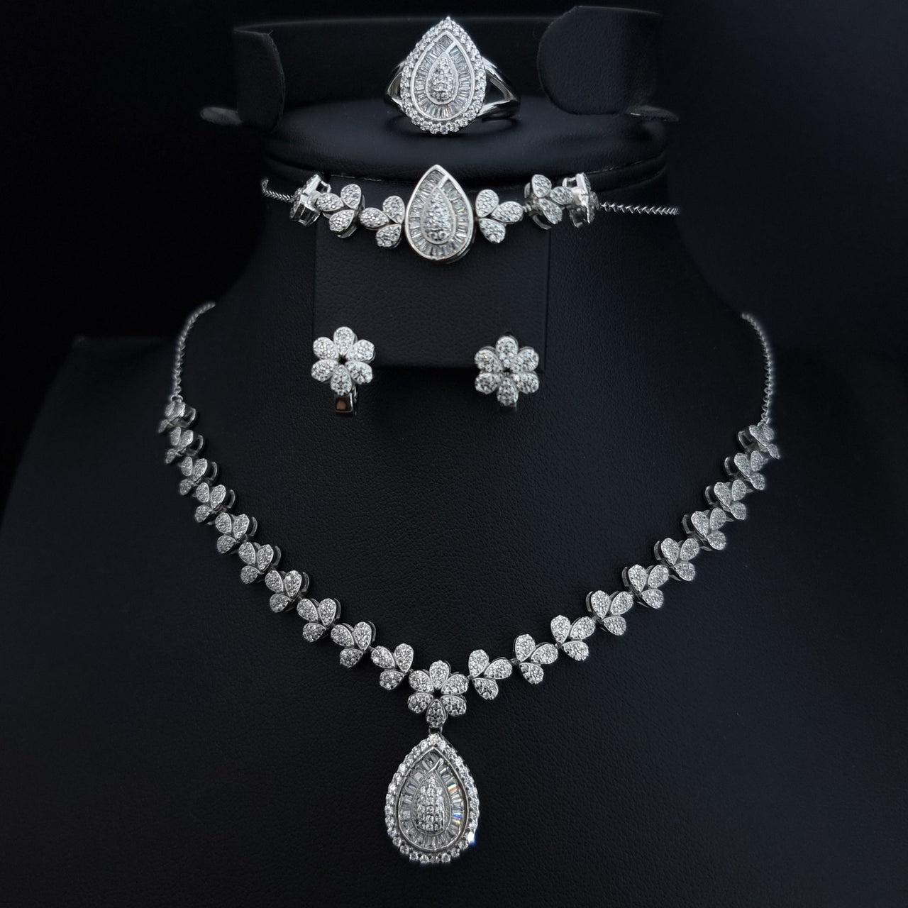 Luxury Clear Stones Special Occasions Set SLPST0226